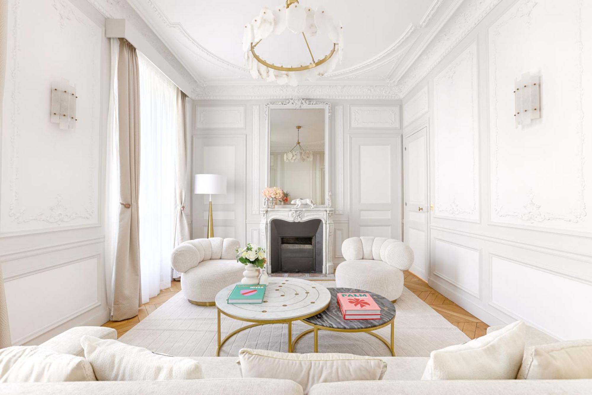 Apartment Artistique De Luxe 3 Sur Champs Elysee