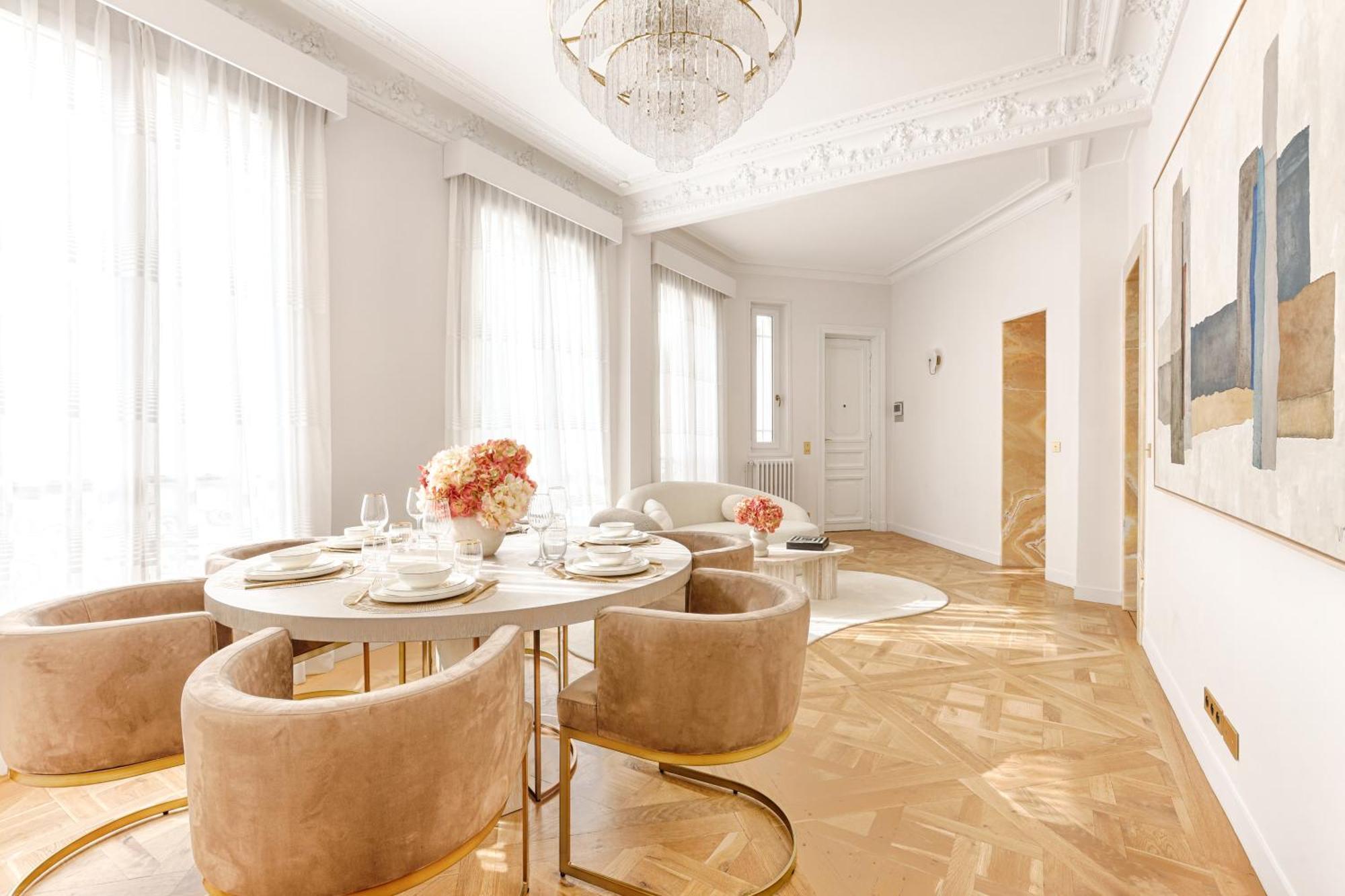 Apartment Artistique De Luxe 3 Sur Champs Elysee *