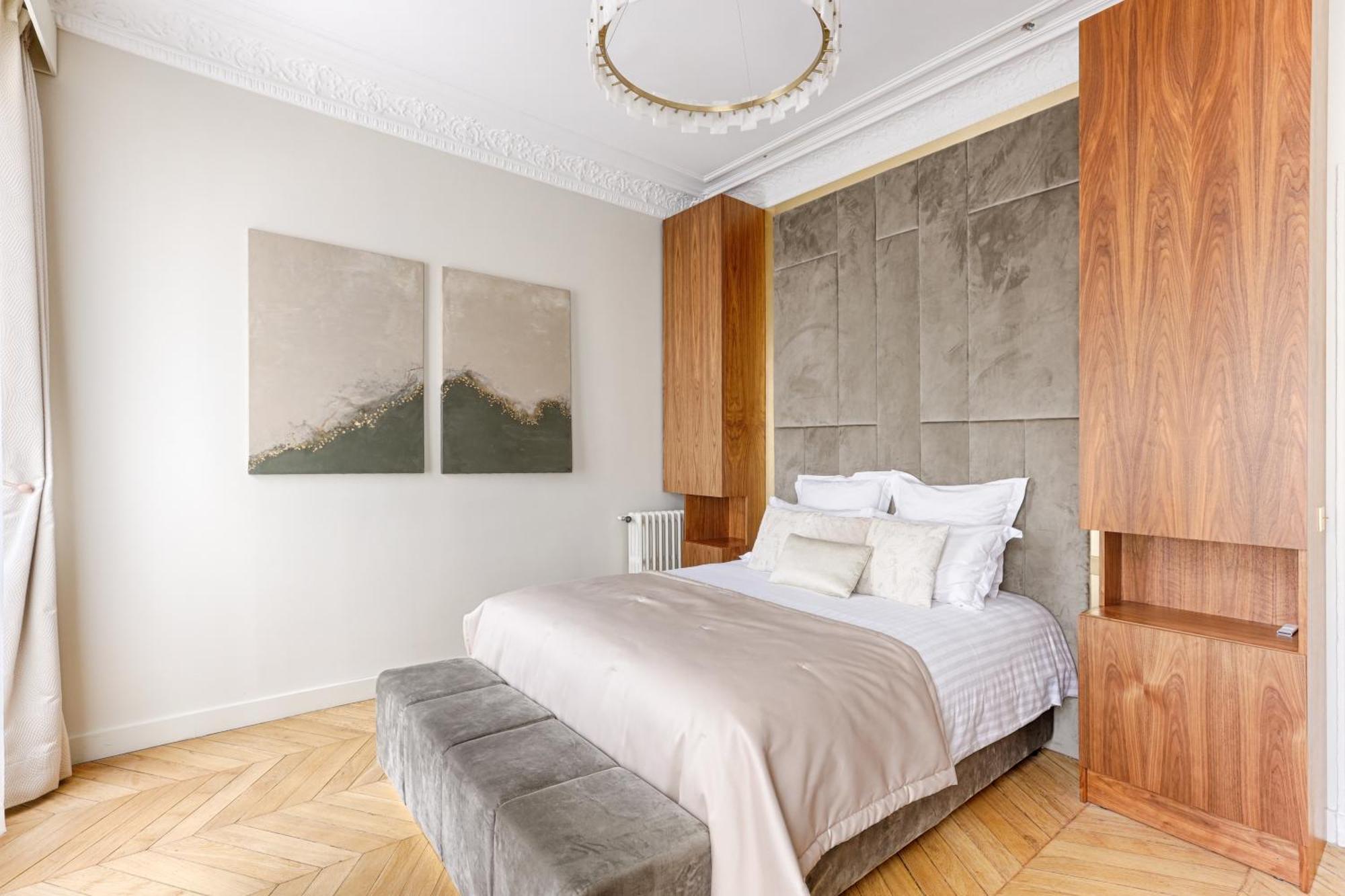 Artistique De Luxe 3 Sur Champs Elysee Apartment Paris