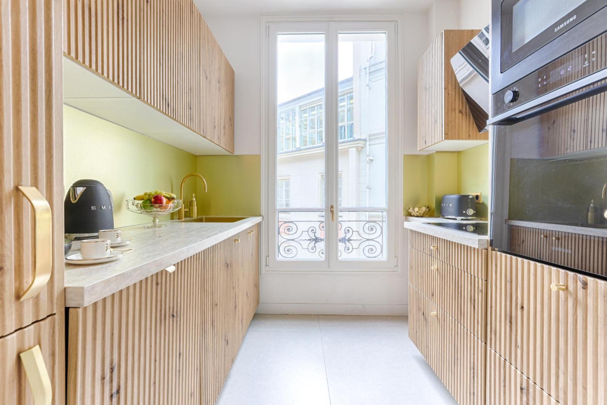 Apartment Artistique De Luxe 3 Sur Champs Elysee Paris