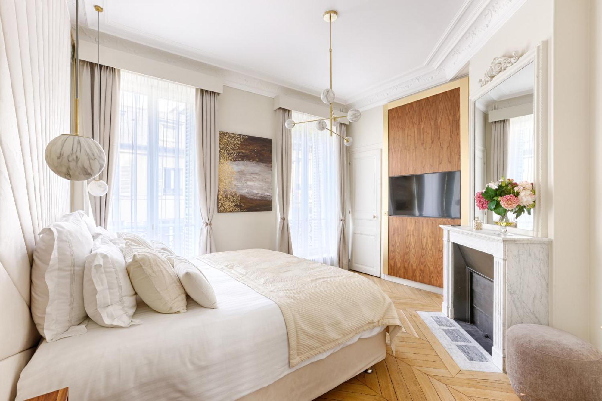 Artistique De Luxe 3 Sur Champs Elysee Apartment Paris