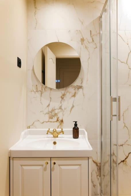 Versailles - Duke Housing Appartement