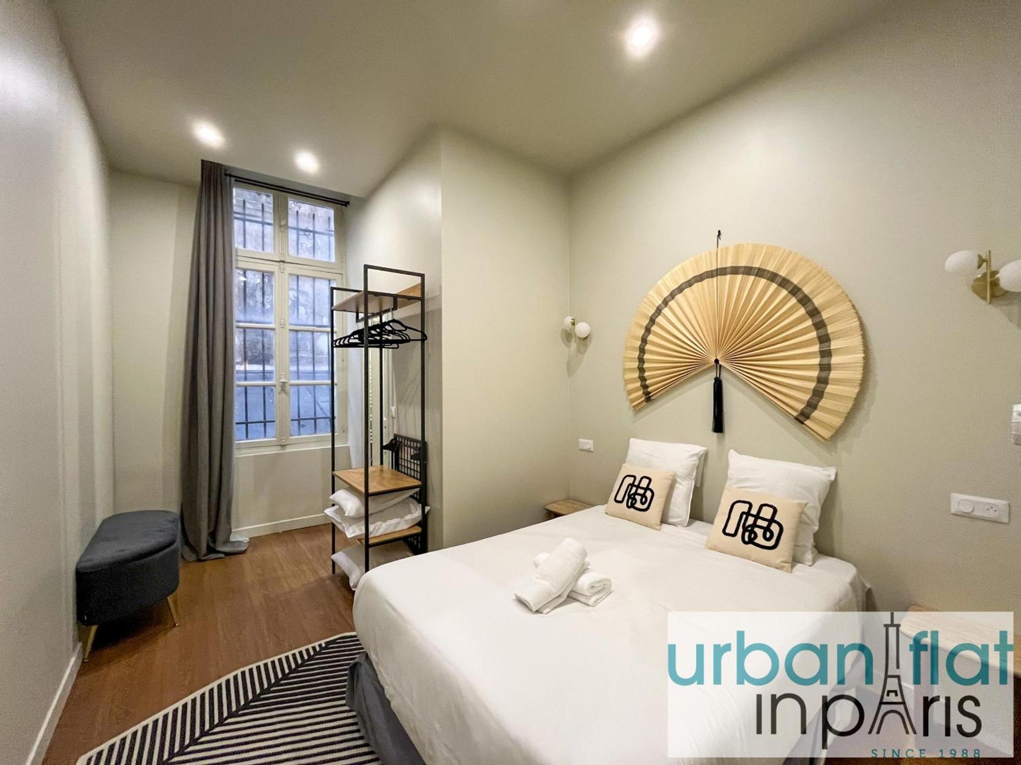 Urban Flat 188 - Sublime 4 Bedroom In Apartment *