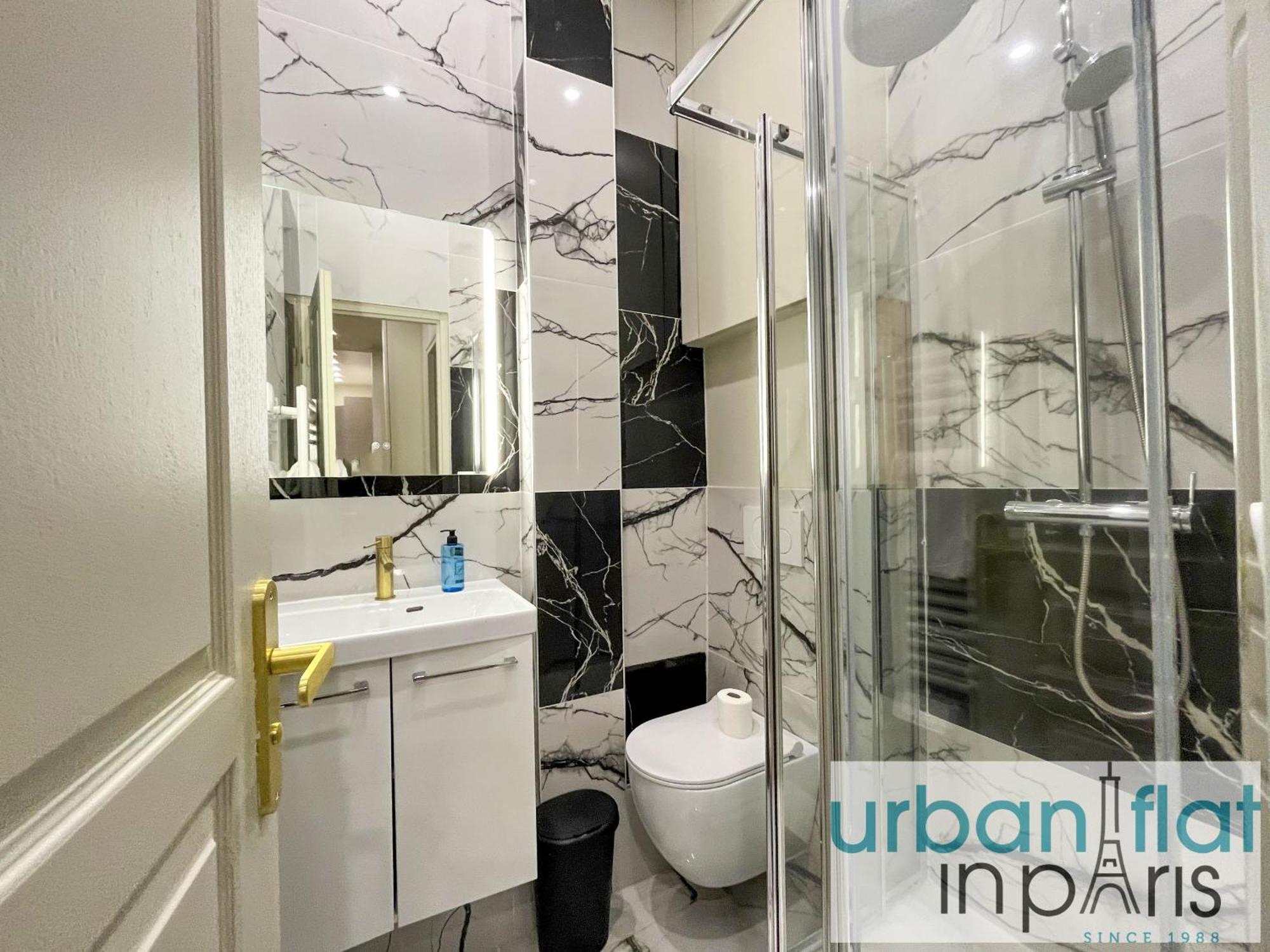 Urban Flat 188 - Sublime 4 Bedroom In * Paris