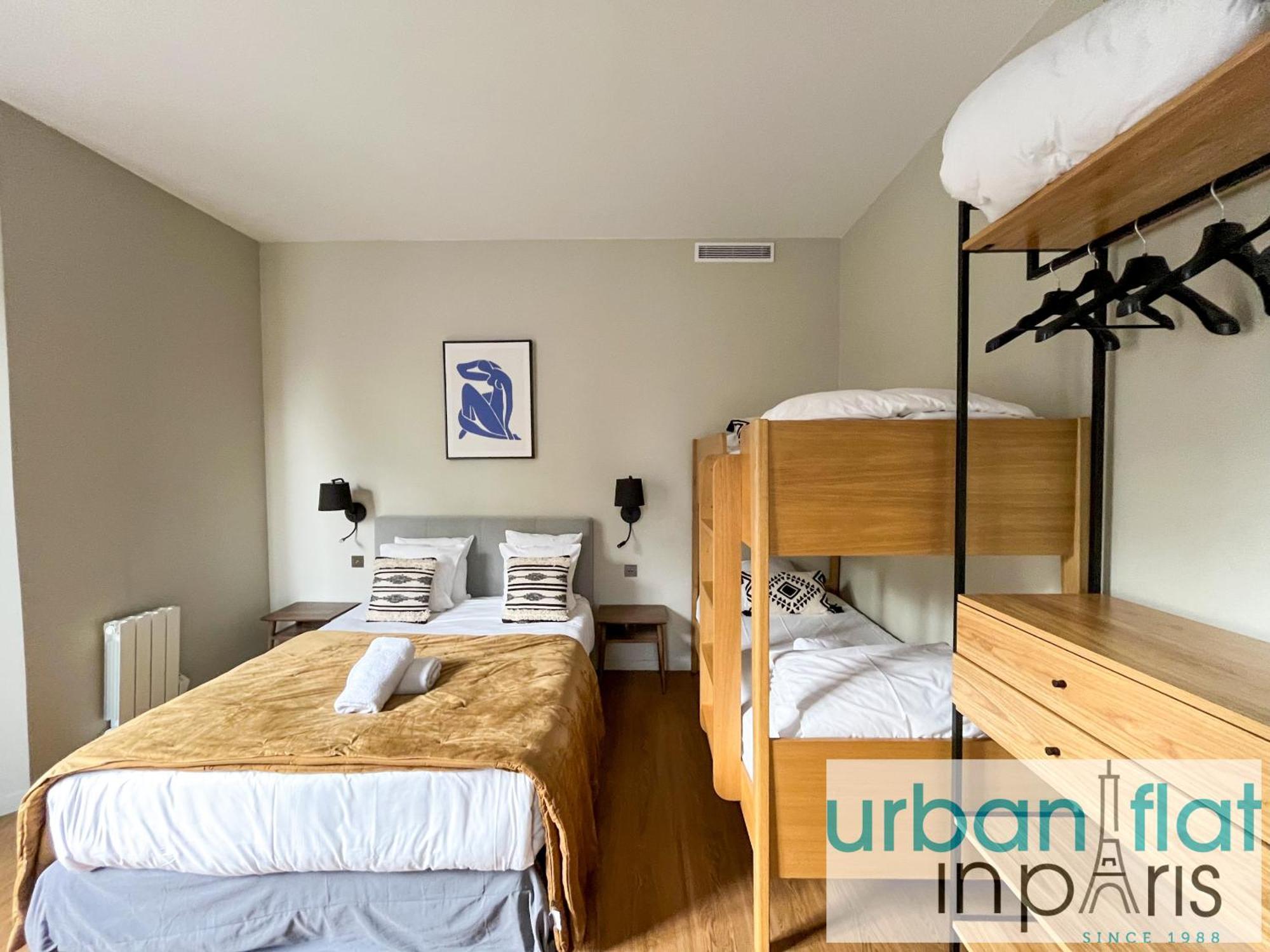 Apartment Urban Flat 119 - Spacious 5 Bedroom Flat In *