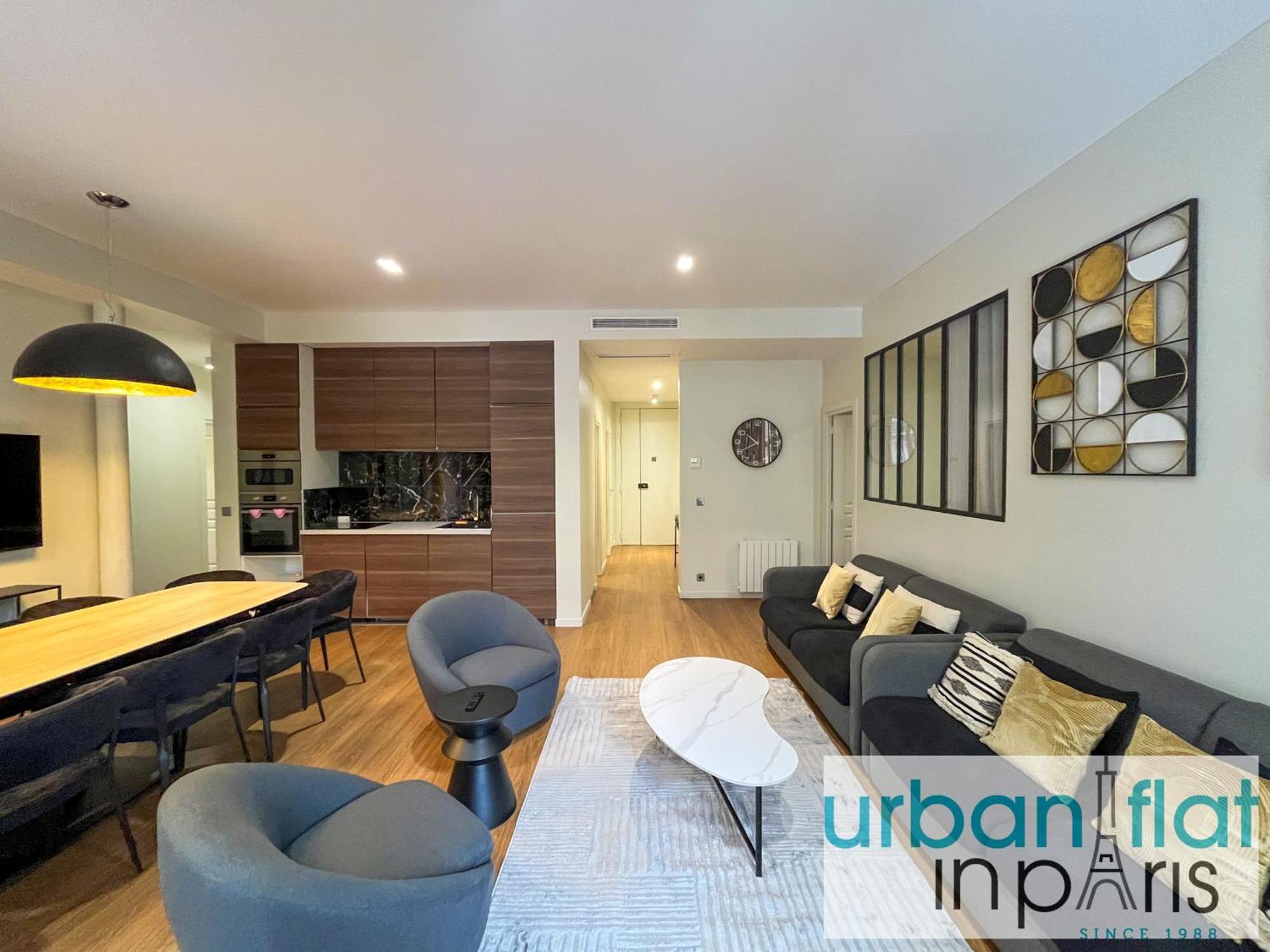 Urban Flat 119 - Spacious 5 Bedroom Flat In