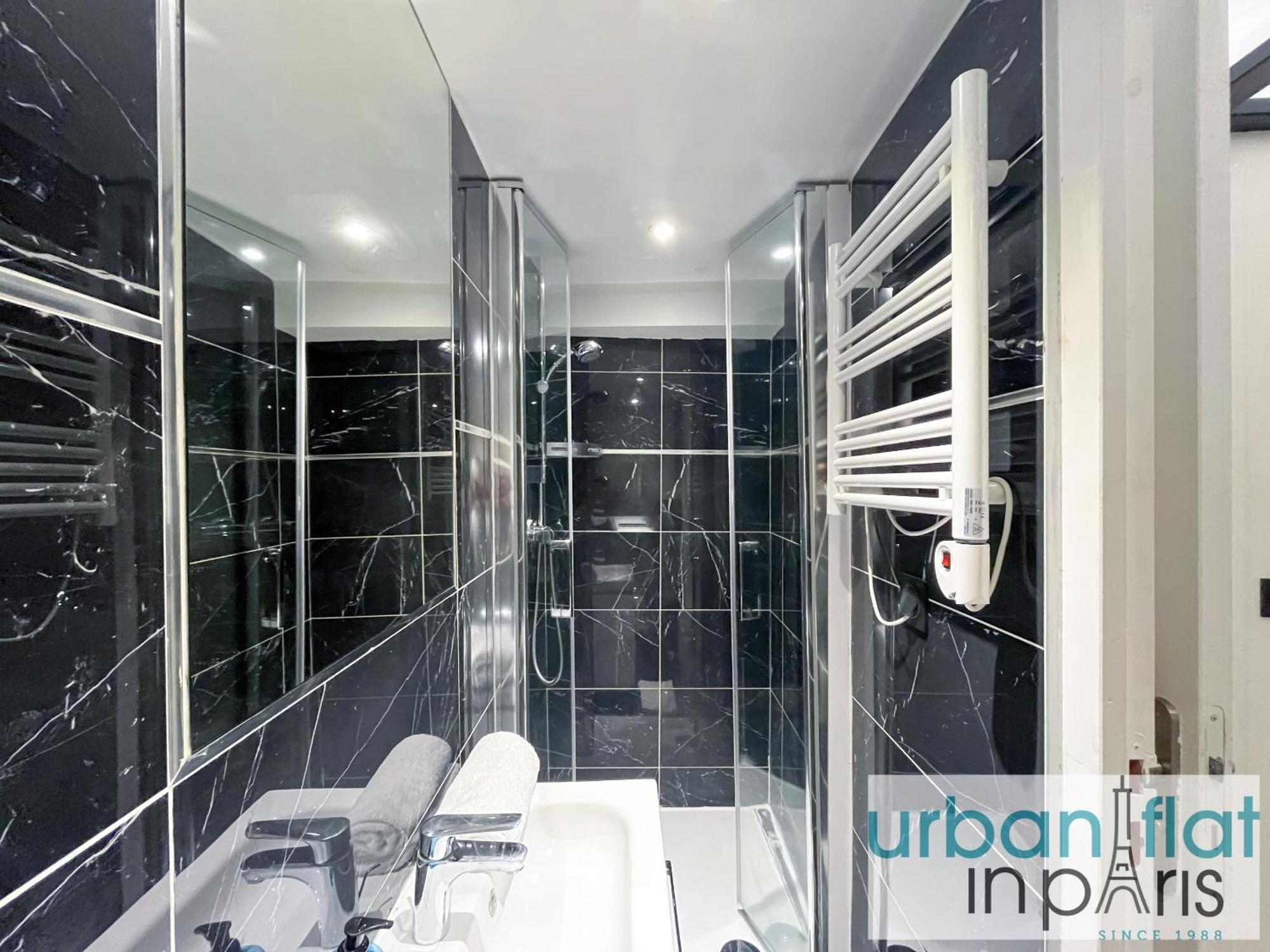 Apartment Urban Flat 120 - Charming 3 Bedroom Flat In Le Marais