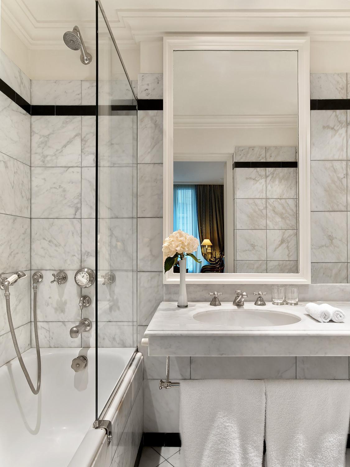 Le Dokhan's Arc De Triomphe, A Tribute Portfolio Hotel
