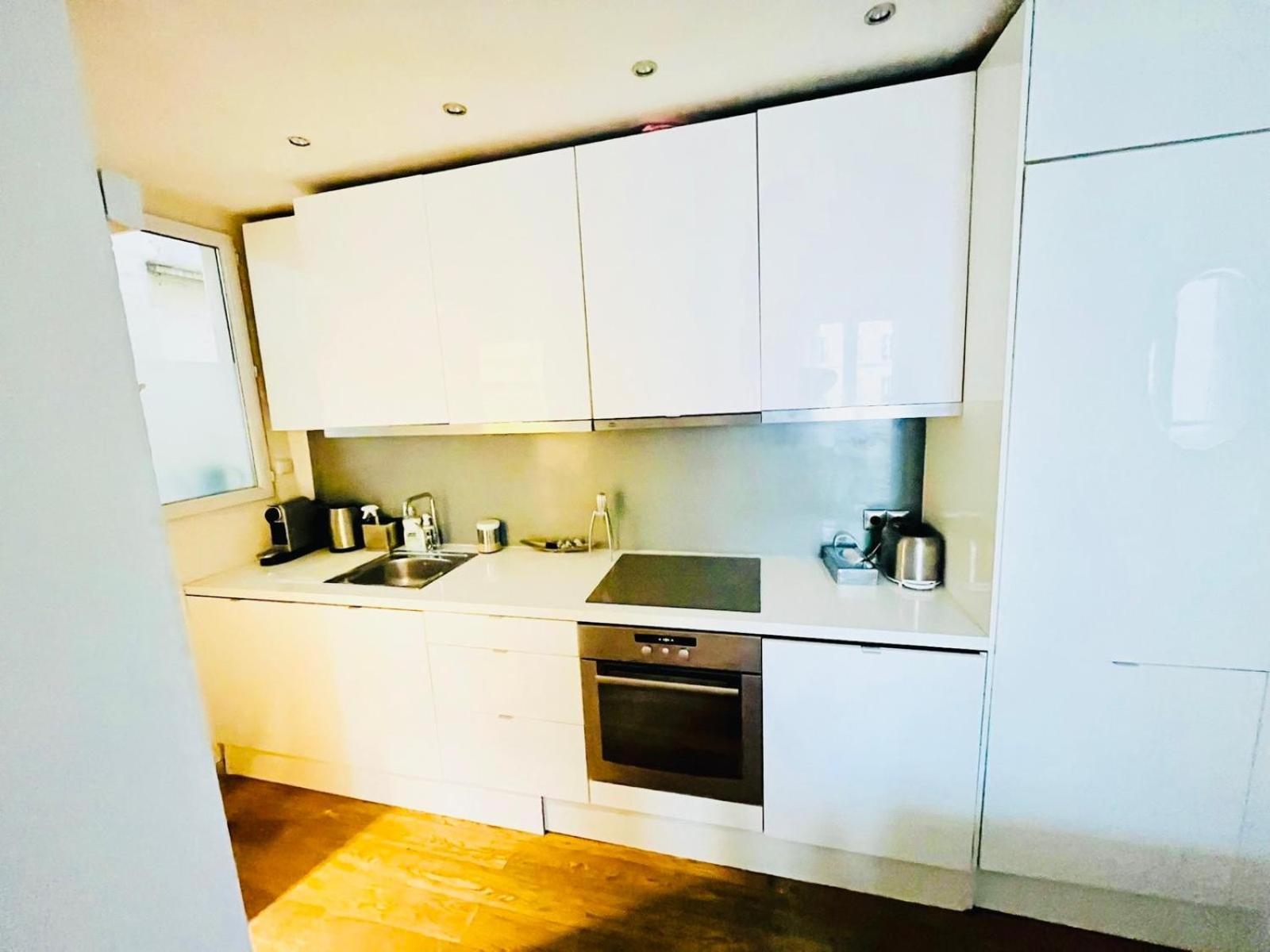 Apartment Grand Loft Proche Sacre Coeur Gare Du Nord