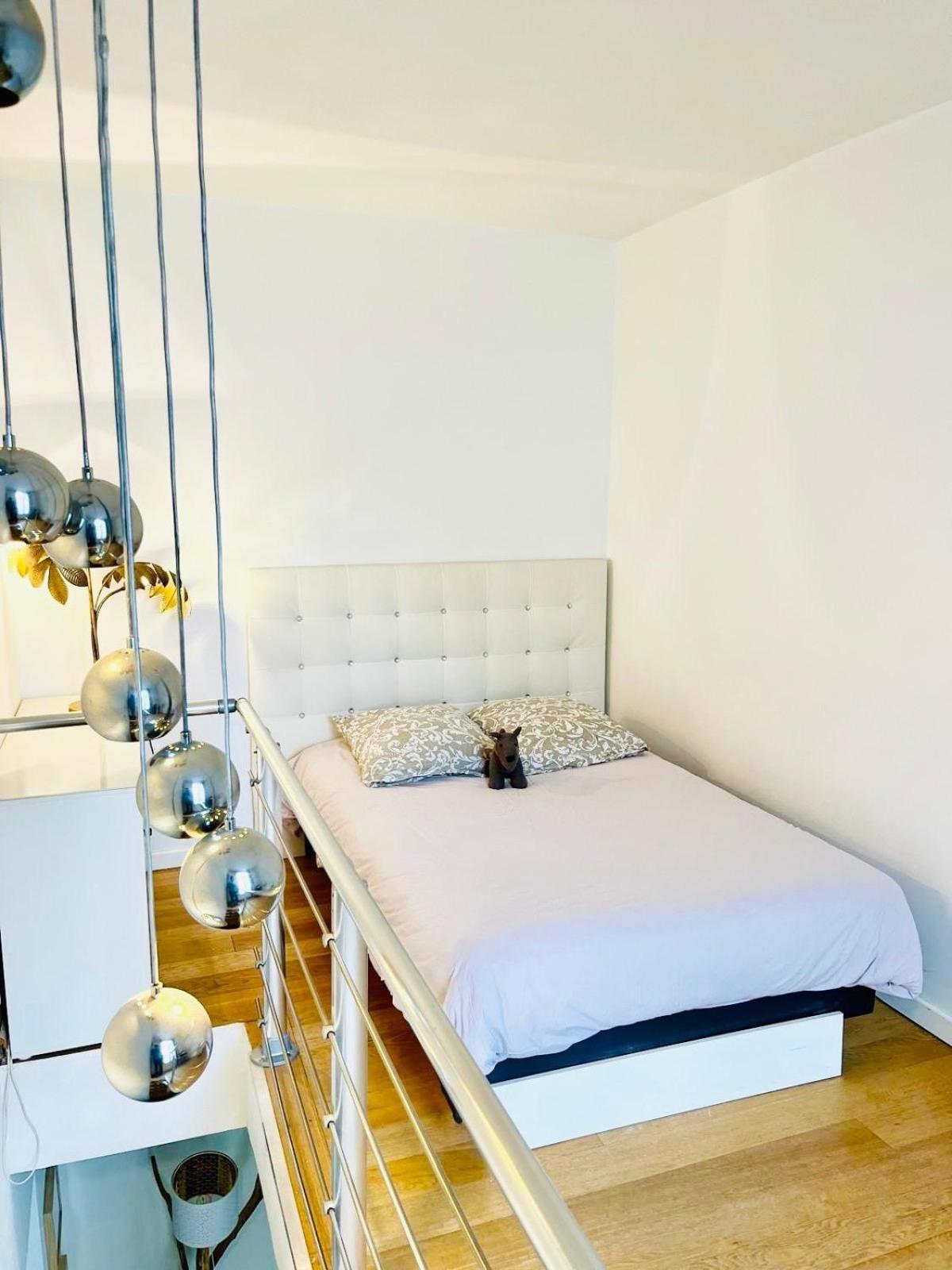 Apartment Grand Loft Proche Sacre Coeur Gare Du Nord Paris