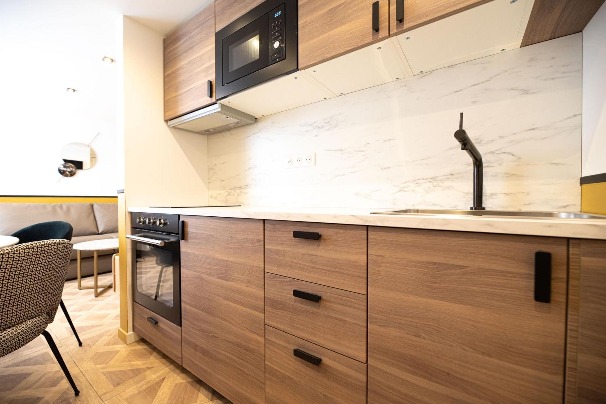Cosy Flats- Notre Dame Apartment *