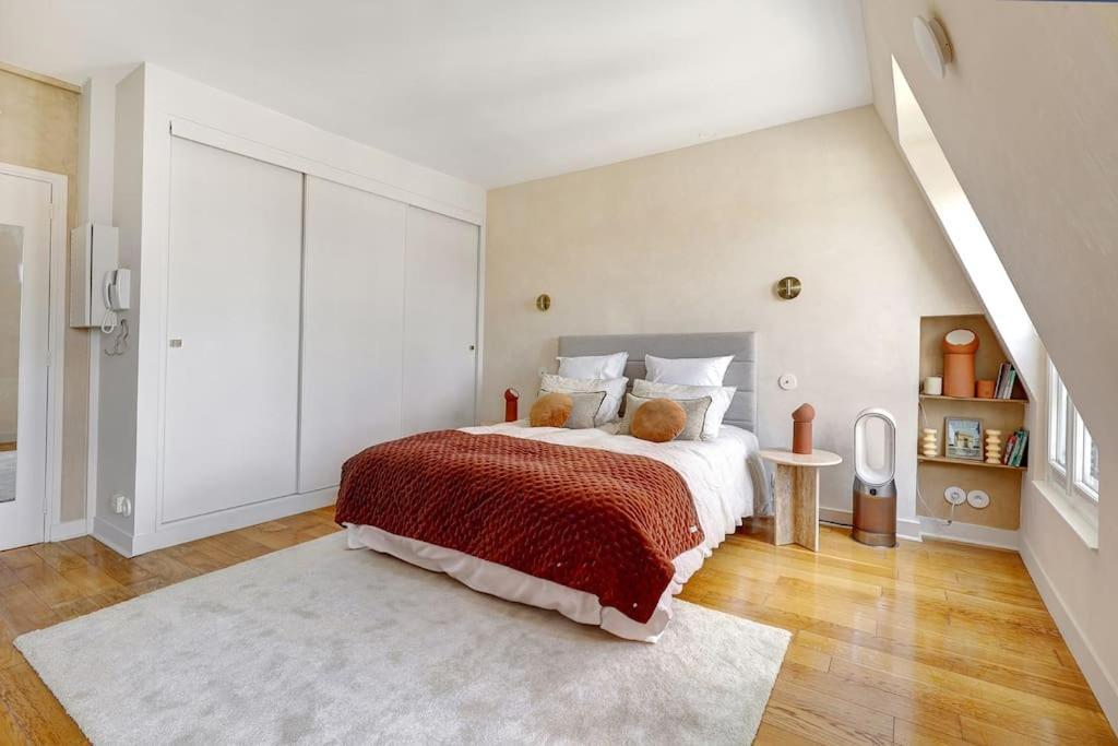 La Vue Du Marais Apartment