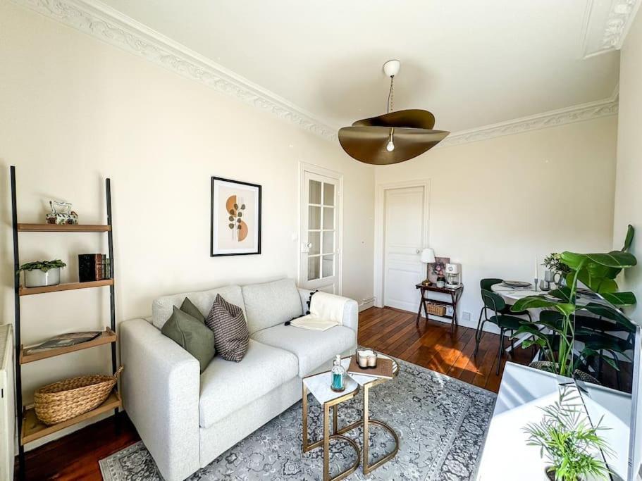 Chic Entre Histoire Et Modernite Paris