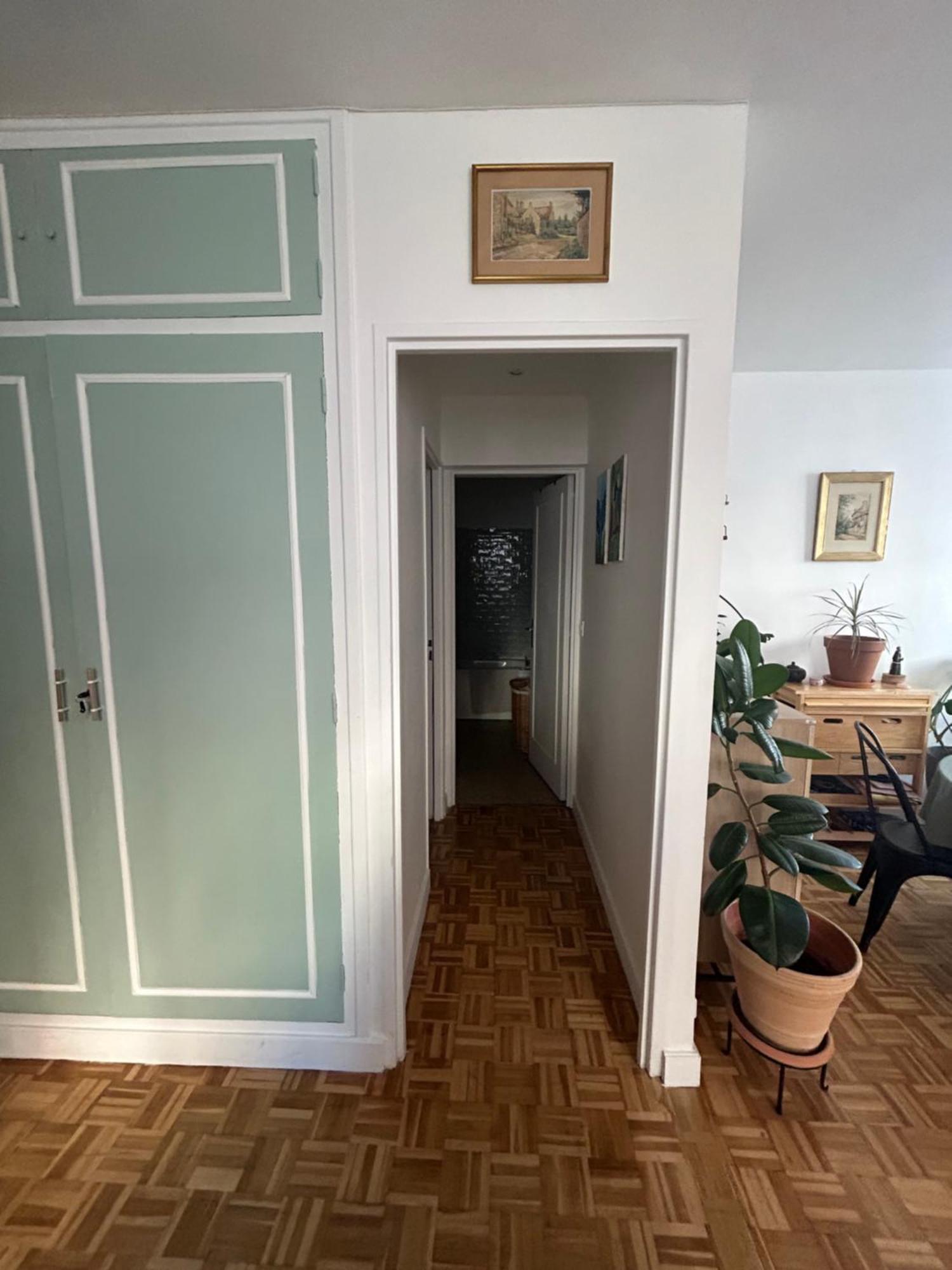Apartment Grand 2 Pieces Dans Le 20eme A *