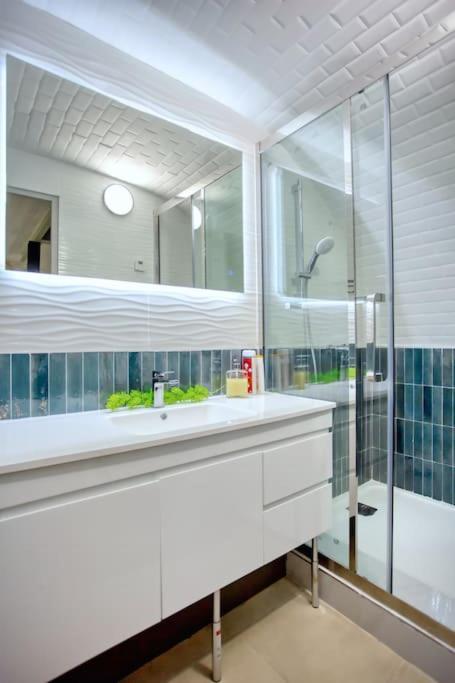 Apartment Le Nid Parisien Triplex Cosy Et Chaleureux