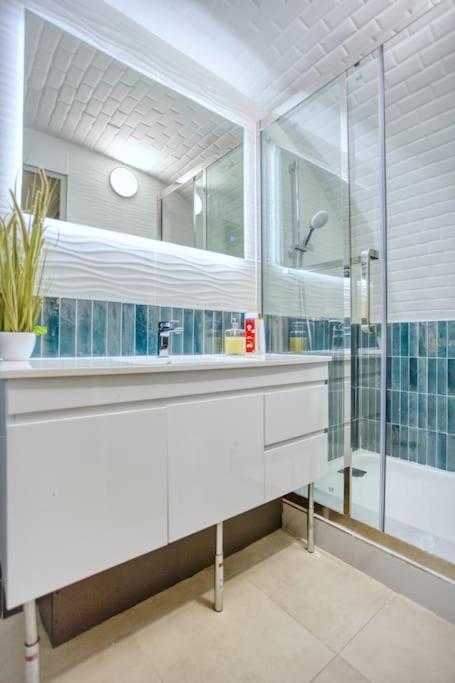Le Nid Parisien Triplex Cosy Et Chaleureux Apartment