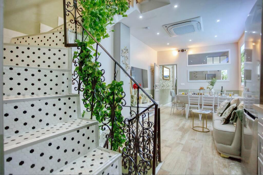 Apartment Le Nid Parisien Triplex Cosy Et Chaleureux *