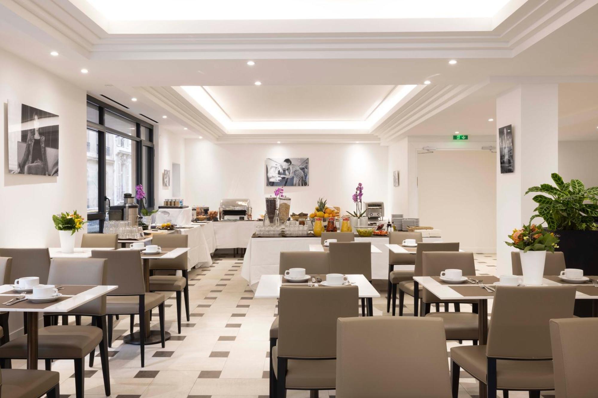 Hotel De Castiglione 4*