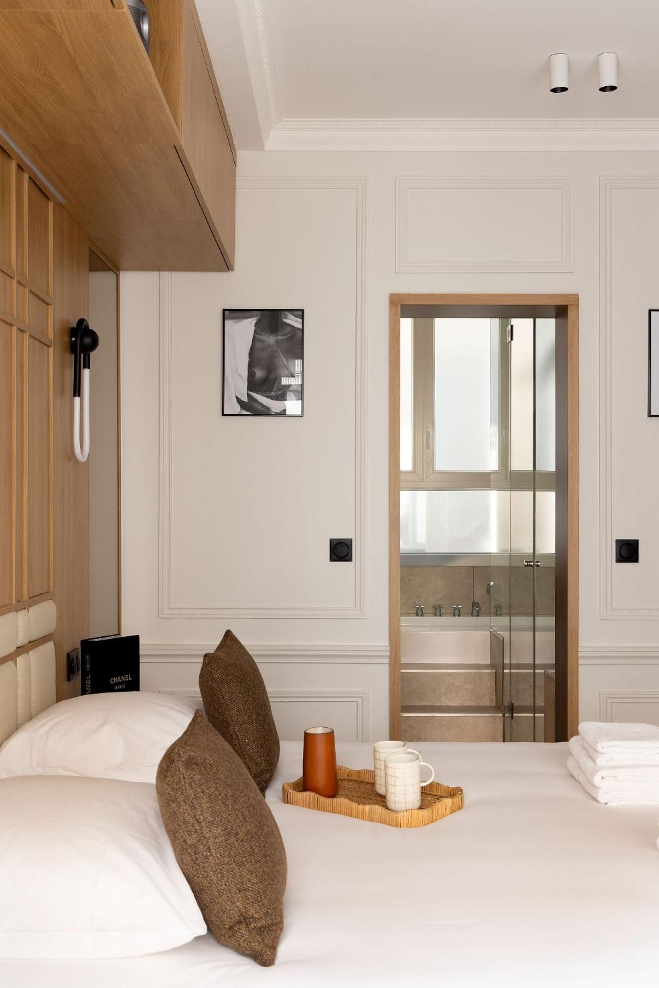 Avec Jacuzzi & Cinema-gare Mont Parnasse Apartment Paris