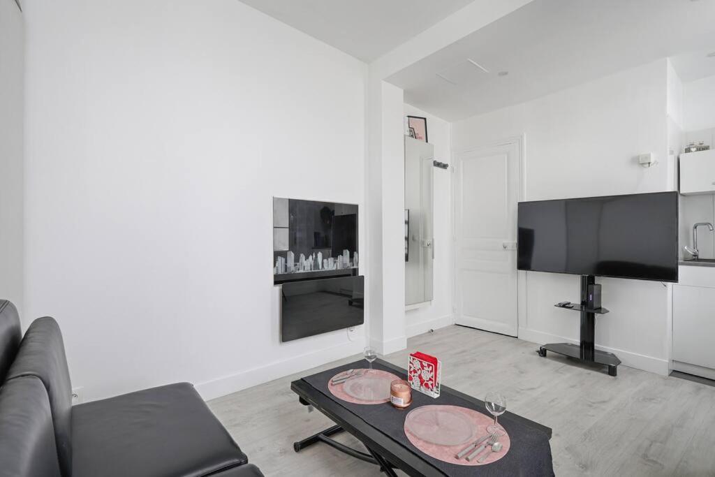 Apartment Fantin Latour Cosy Studio 2p Seine & Eiffel Tower *