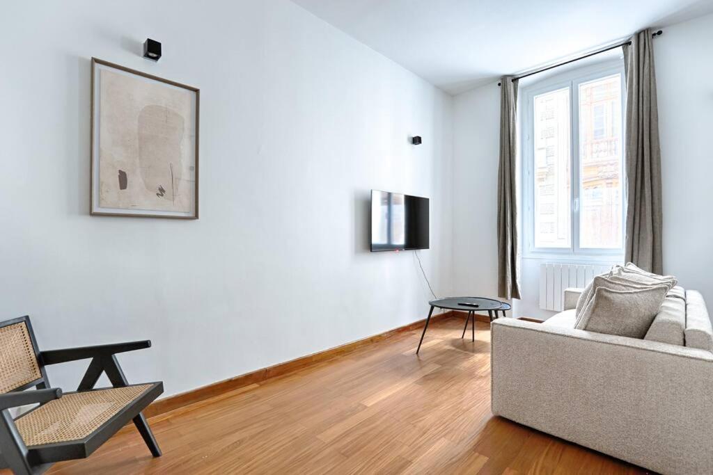 Concorde Saint Honore 1br 4p Apartment Paris