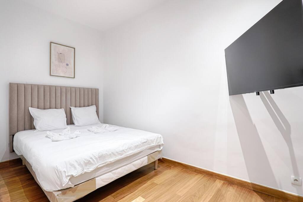 Concorde Saint Honore 1br 4p Paris