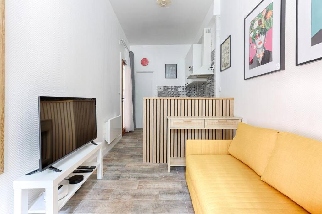 Apartment Republique Canal St Martin Charming *