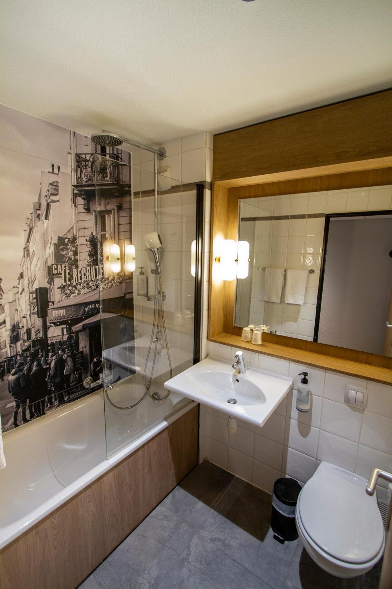 Hotel Campanile 19 - La Paris