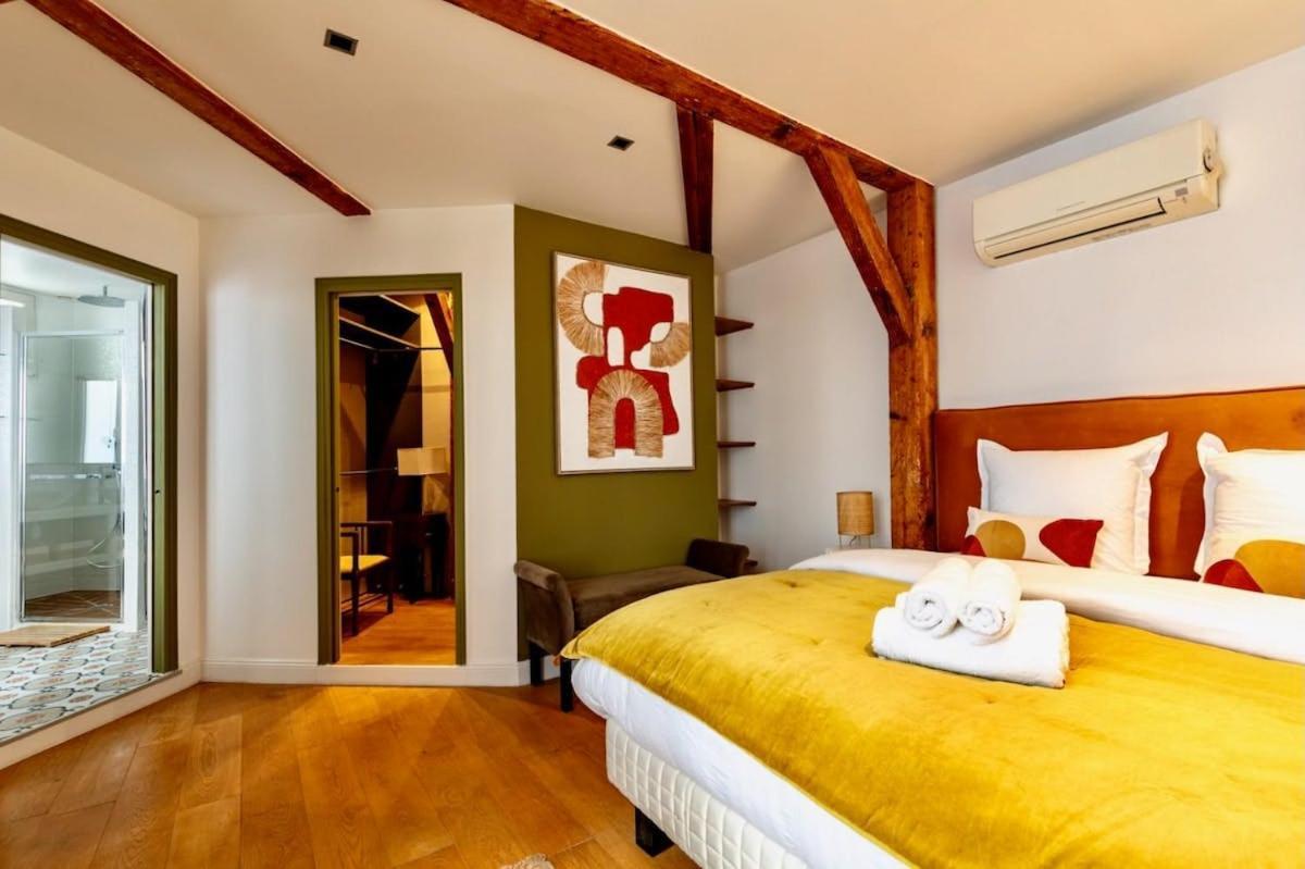 8 - Opera - Rue Constantinople - Duplex 8 Pieces Apartment *