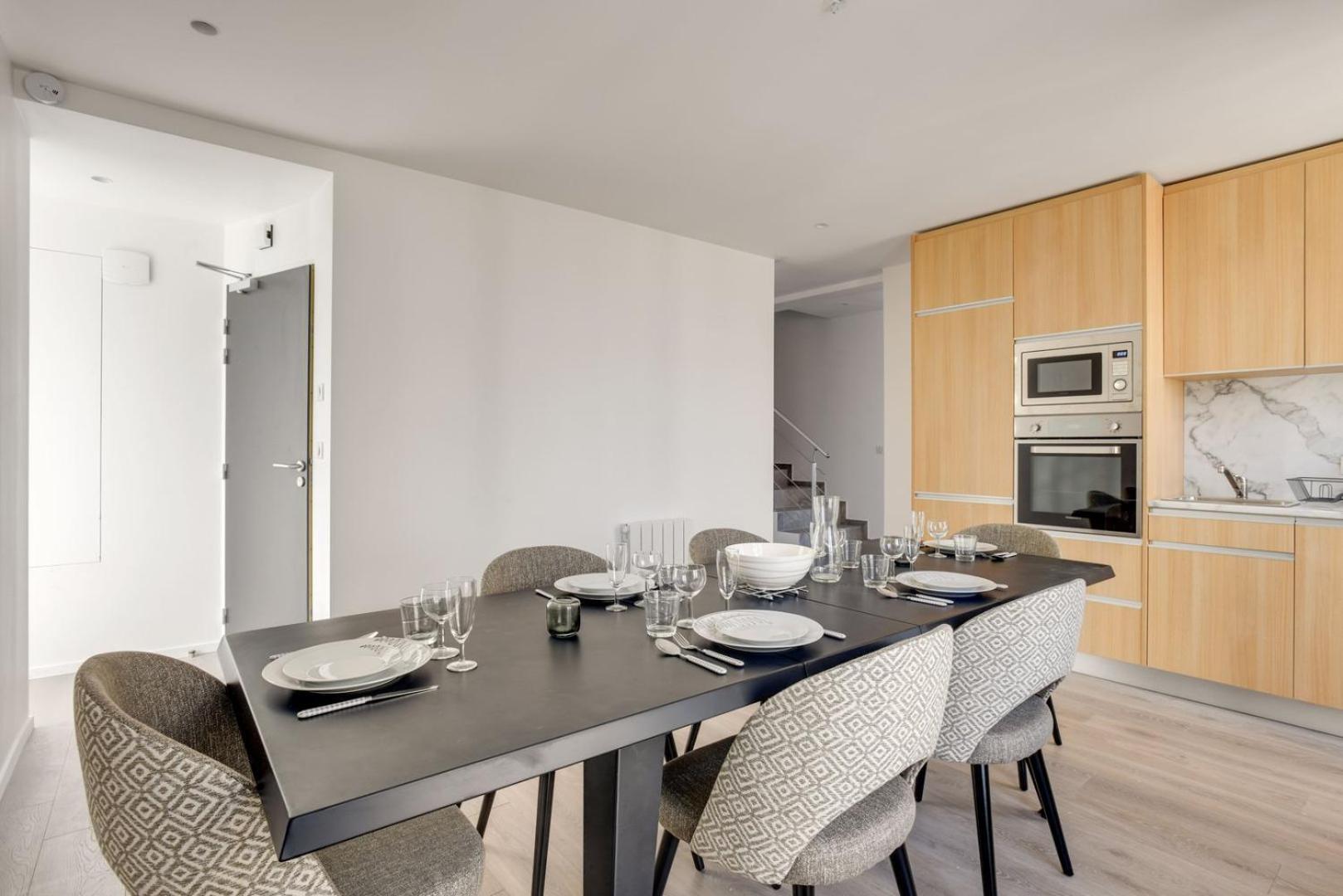 Bluestay 38 - Charmant Duplex A