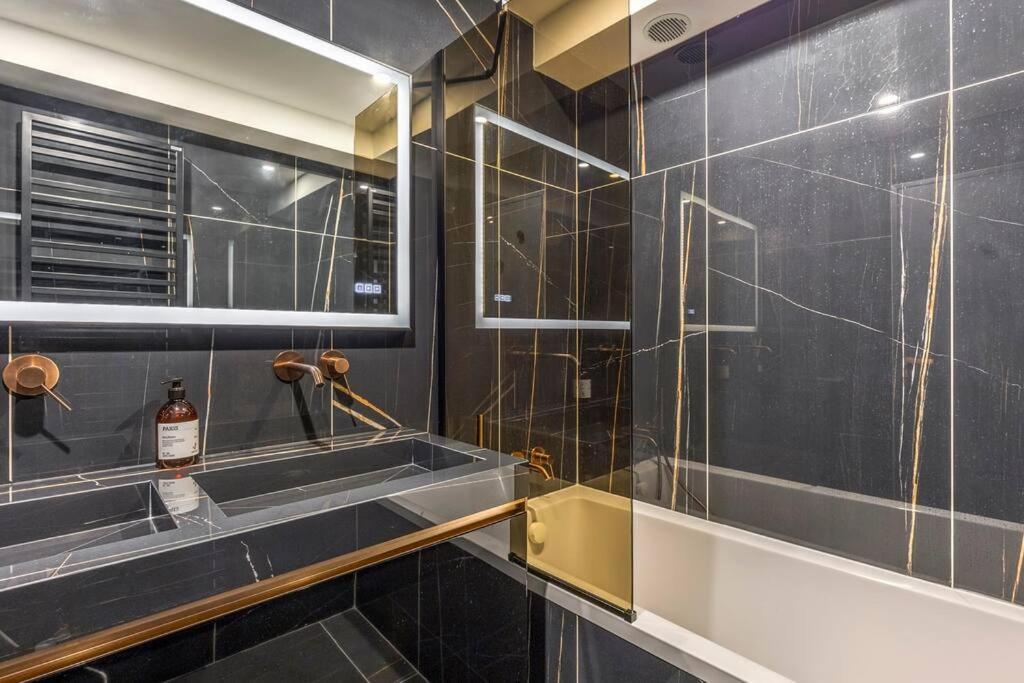 Duplex Familial Tour Eiffel