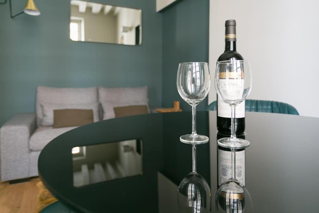 Romantic Brand New In Paris, Bathroom, Kitchen *