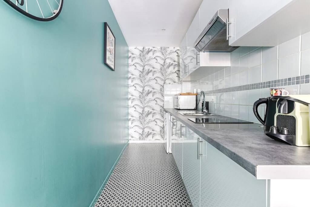 Saint Fargeau Gambetta Iv Lovely 4p 1br Apartment