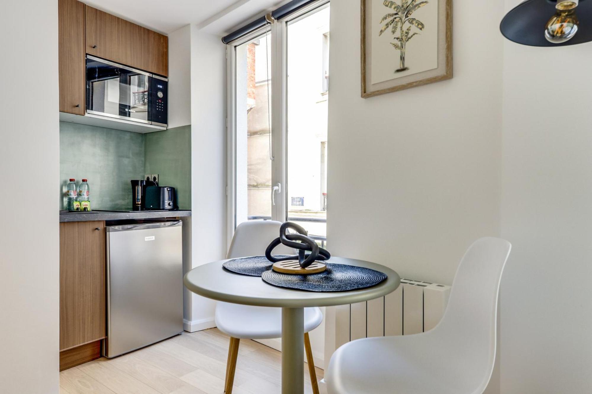 Apartment Montmartre L Center & Historic Sacre-coeur
