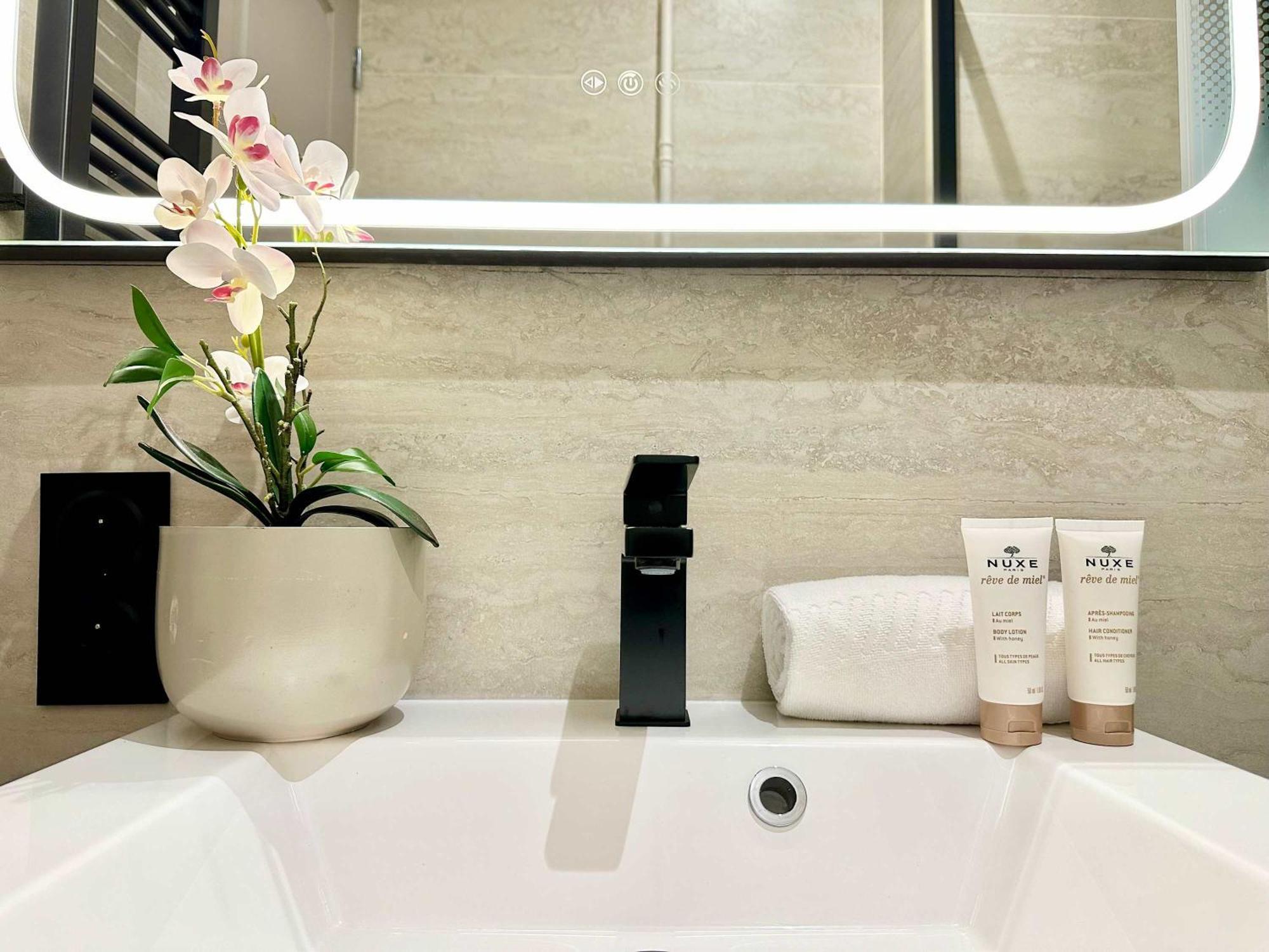 Premium By Gare Du Nord Paris