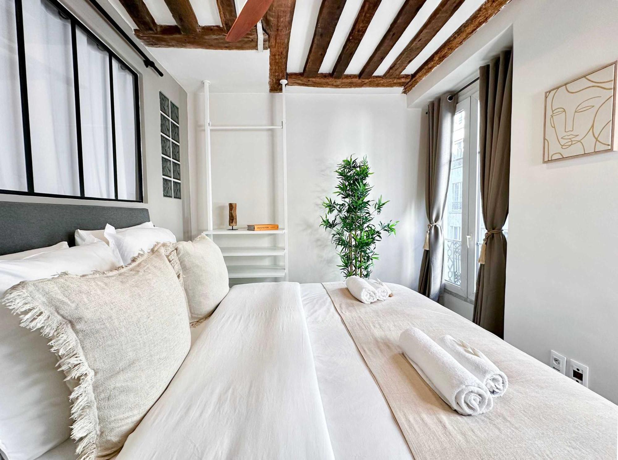 Brand New In Le Marais Paris