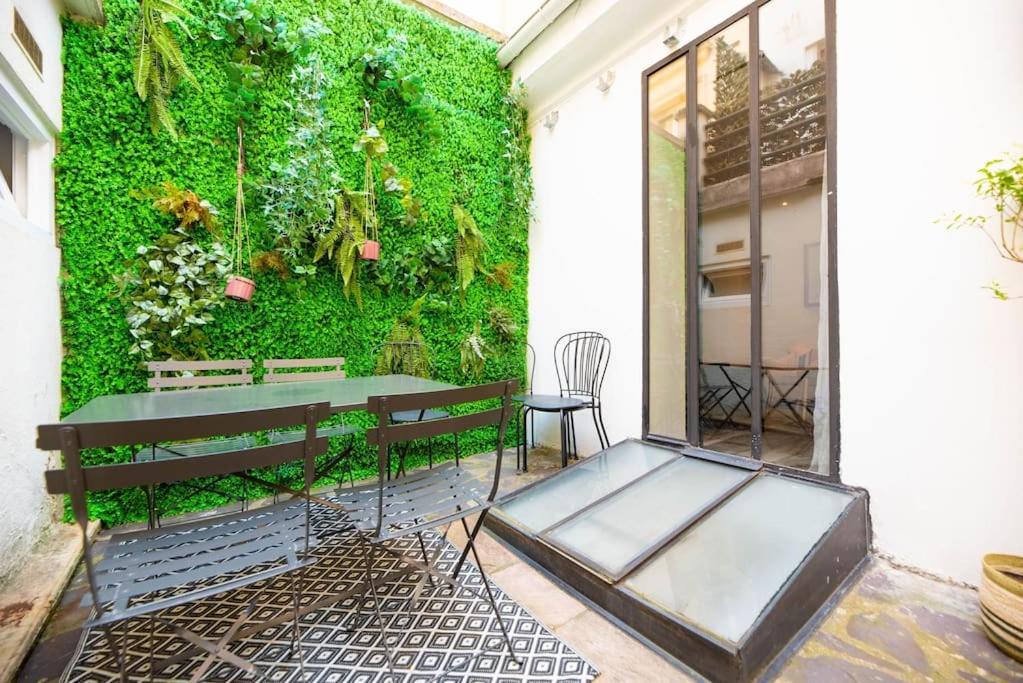 Maison De Charme Avec Terrasse Paris