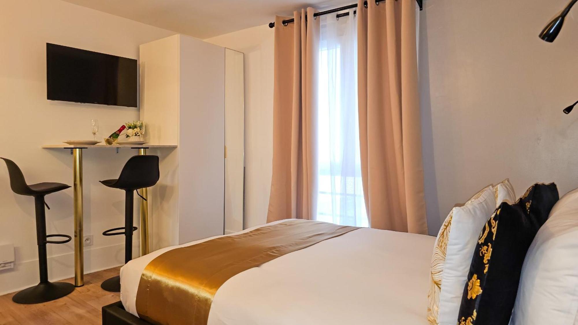 Apartment Sacre Coeur Arev Sur Les Pas D Emily In