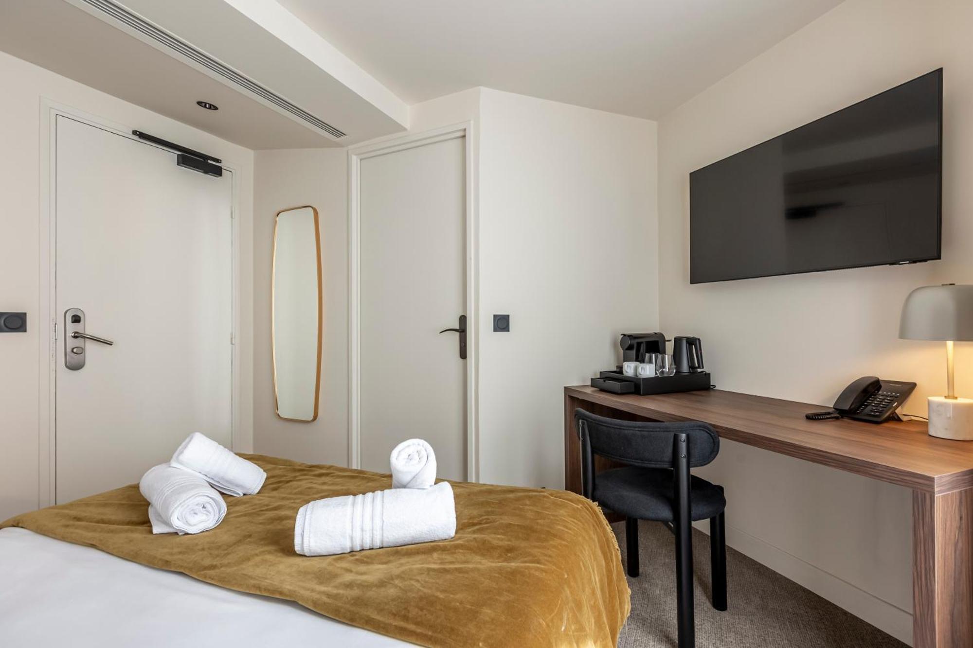 Le Monsieur By Sweett Hotel