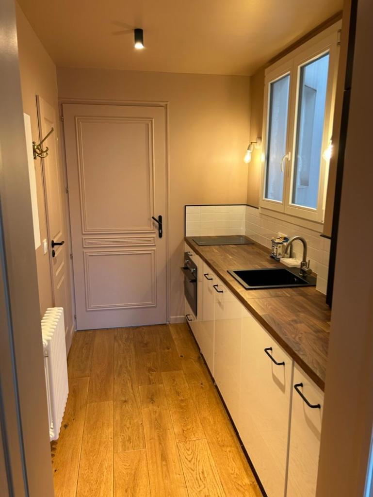 Parisien De Charme Apartment