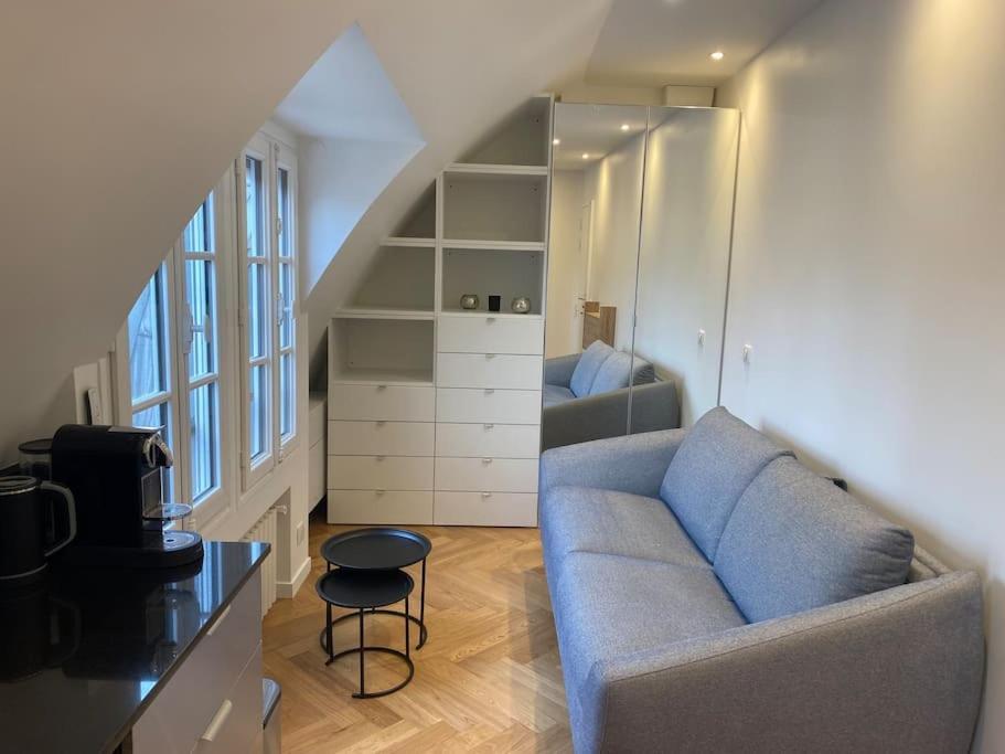 Parisien Avec Vue, Au Coeur Du 7e Arrondissement Appartement Paris