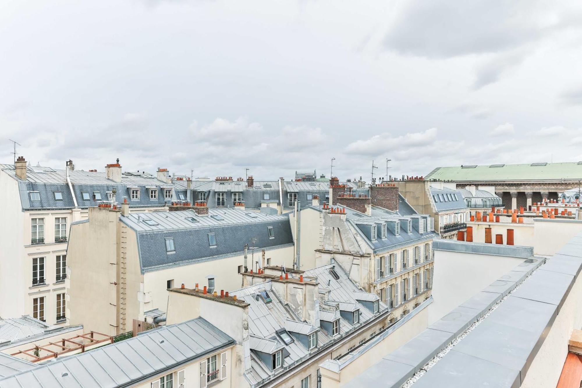 Luxurious 1br-2p - Place De La Concorde Inn *