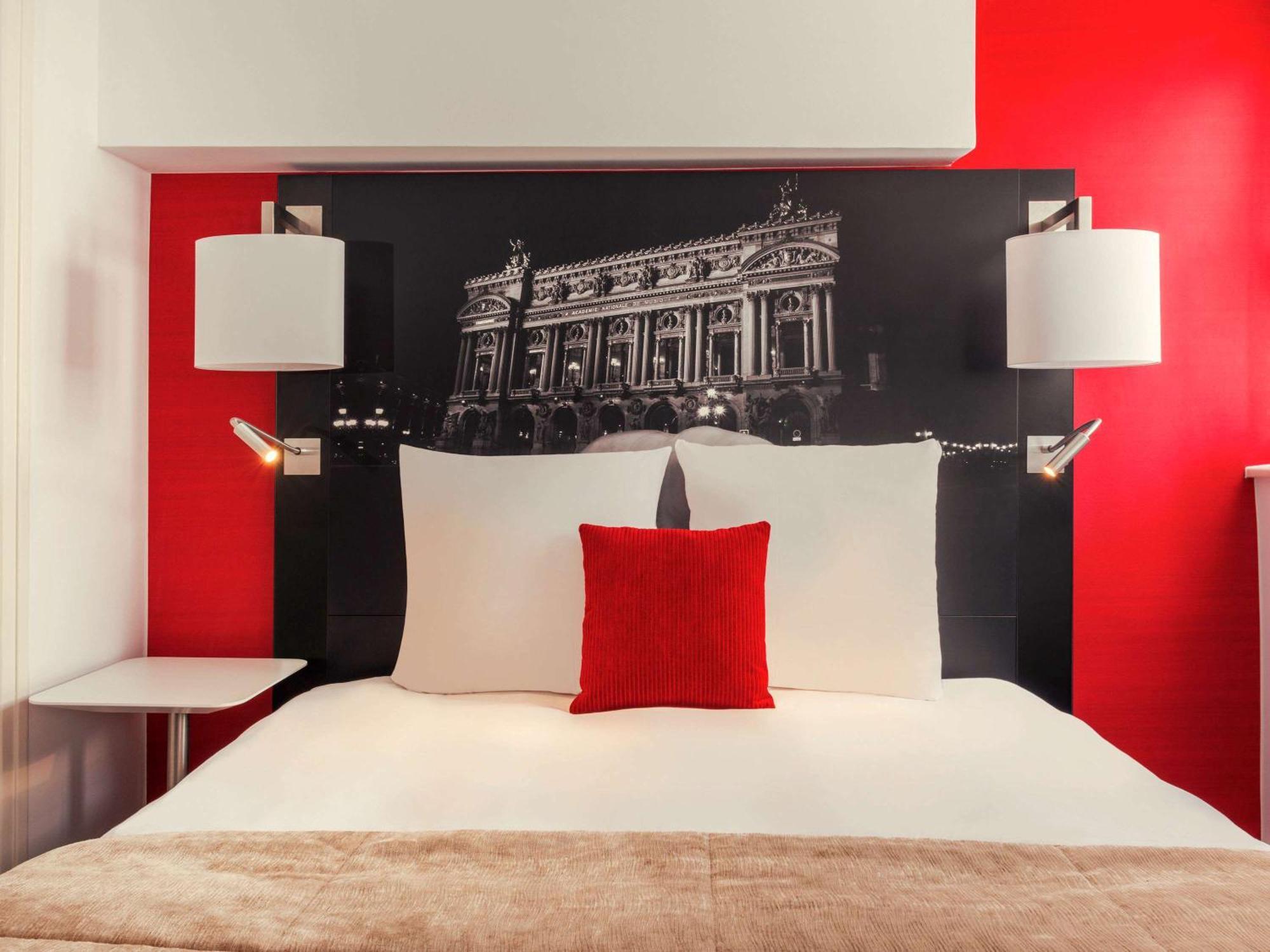 Mercure Opera Louvre Hotel 4*