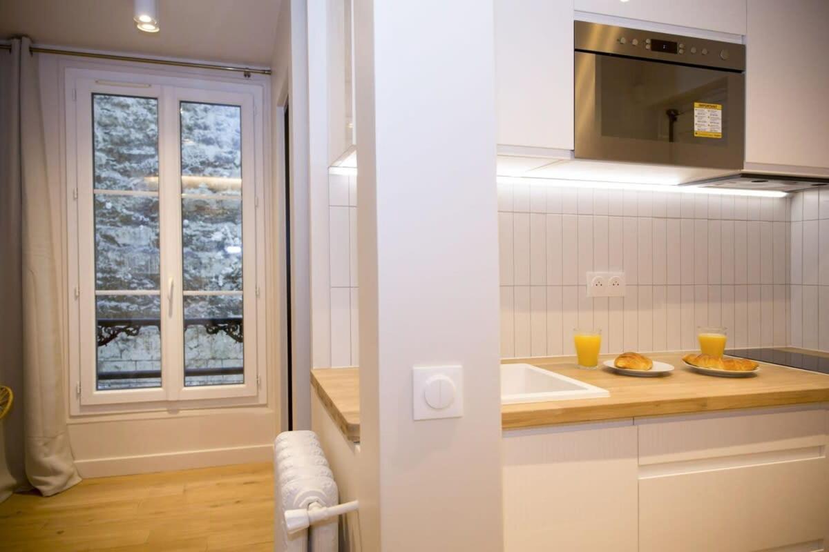Fonctionnel Et Moderne Place Clichy - 2p - Flat-guest Apartment