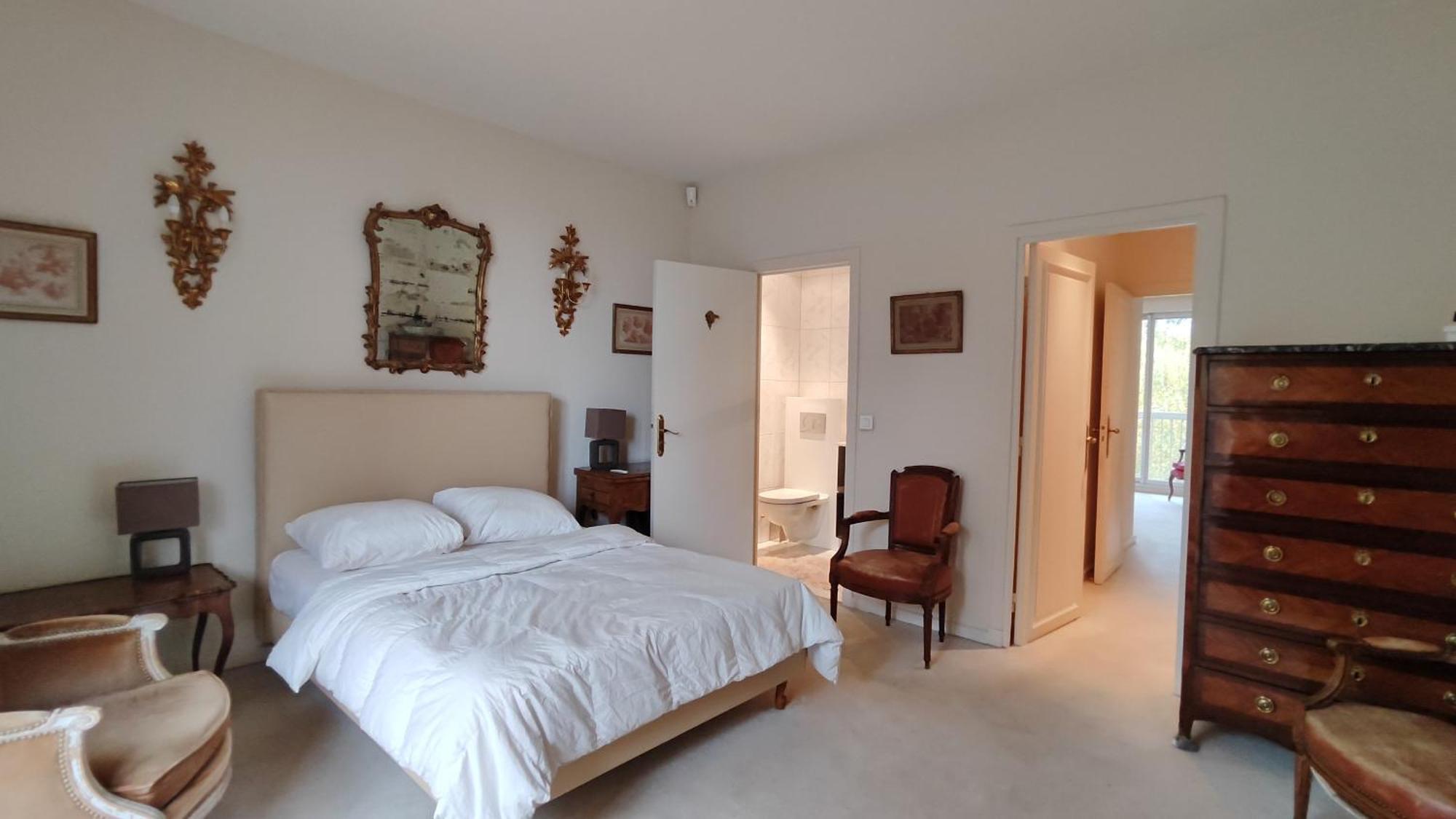 Avenue Victor Hugo - 16 - 4160 Apartment Paris