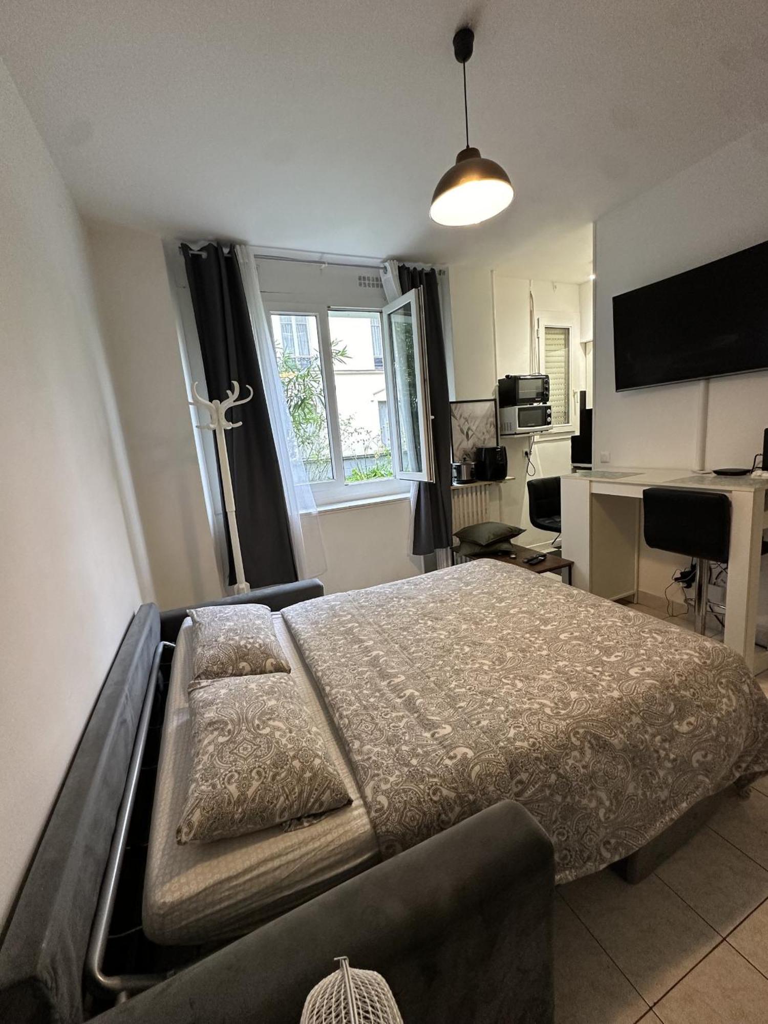 Proche Tour Eiffel Apartment *