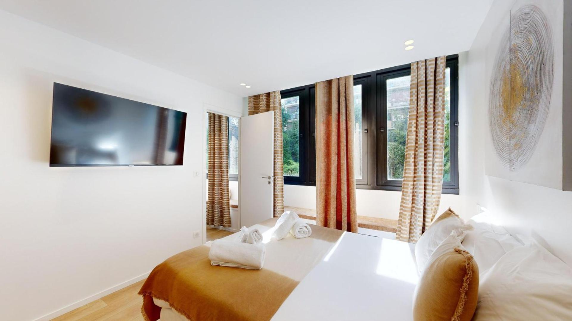 314 Monnier - Superb In Apartment