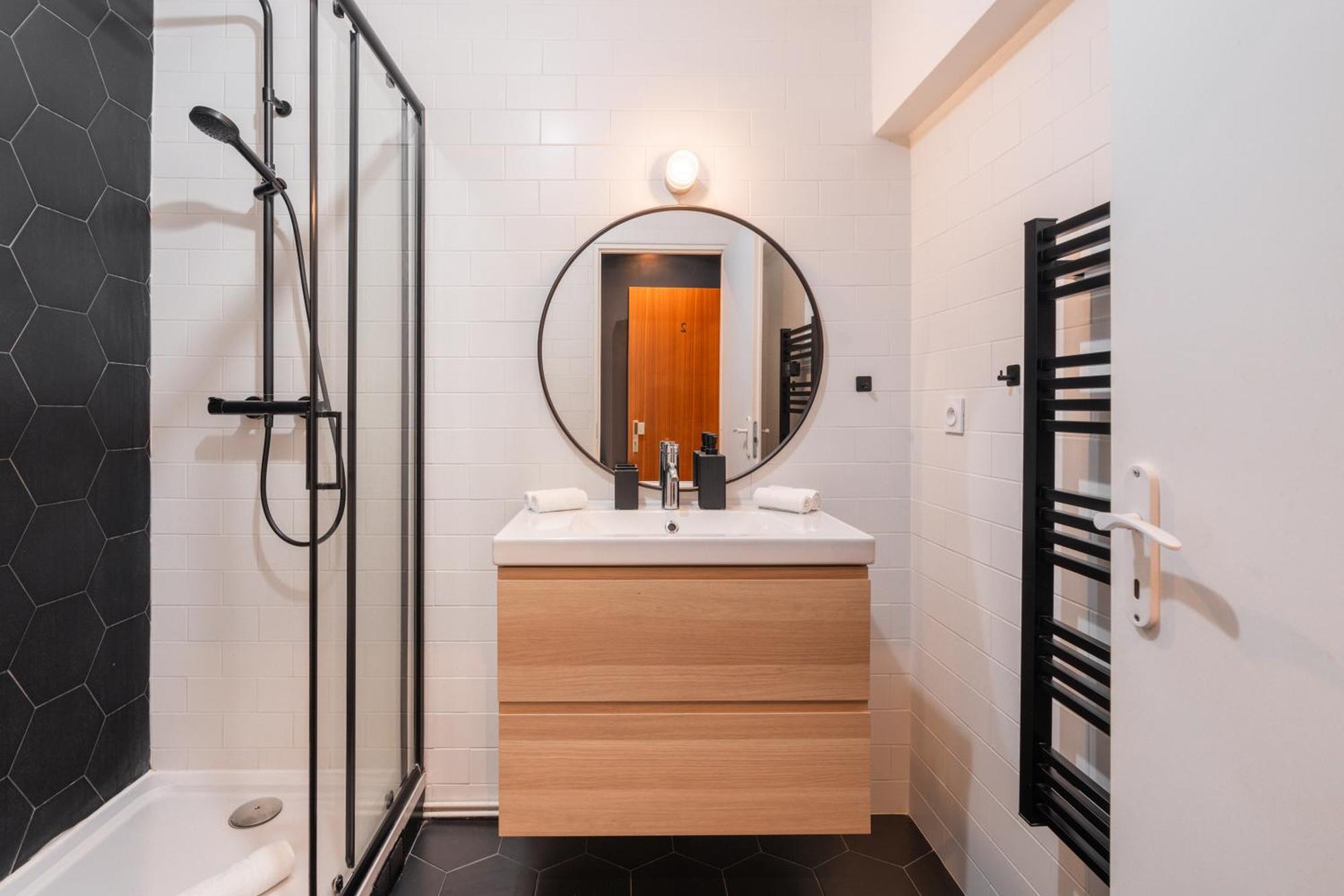 Sereners - Charming Serviced - Beaugrenelle Appartement *