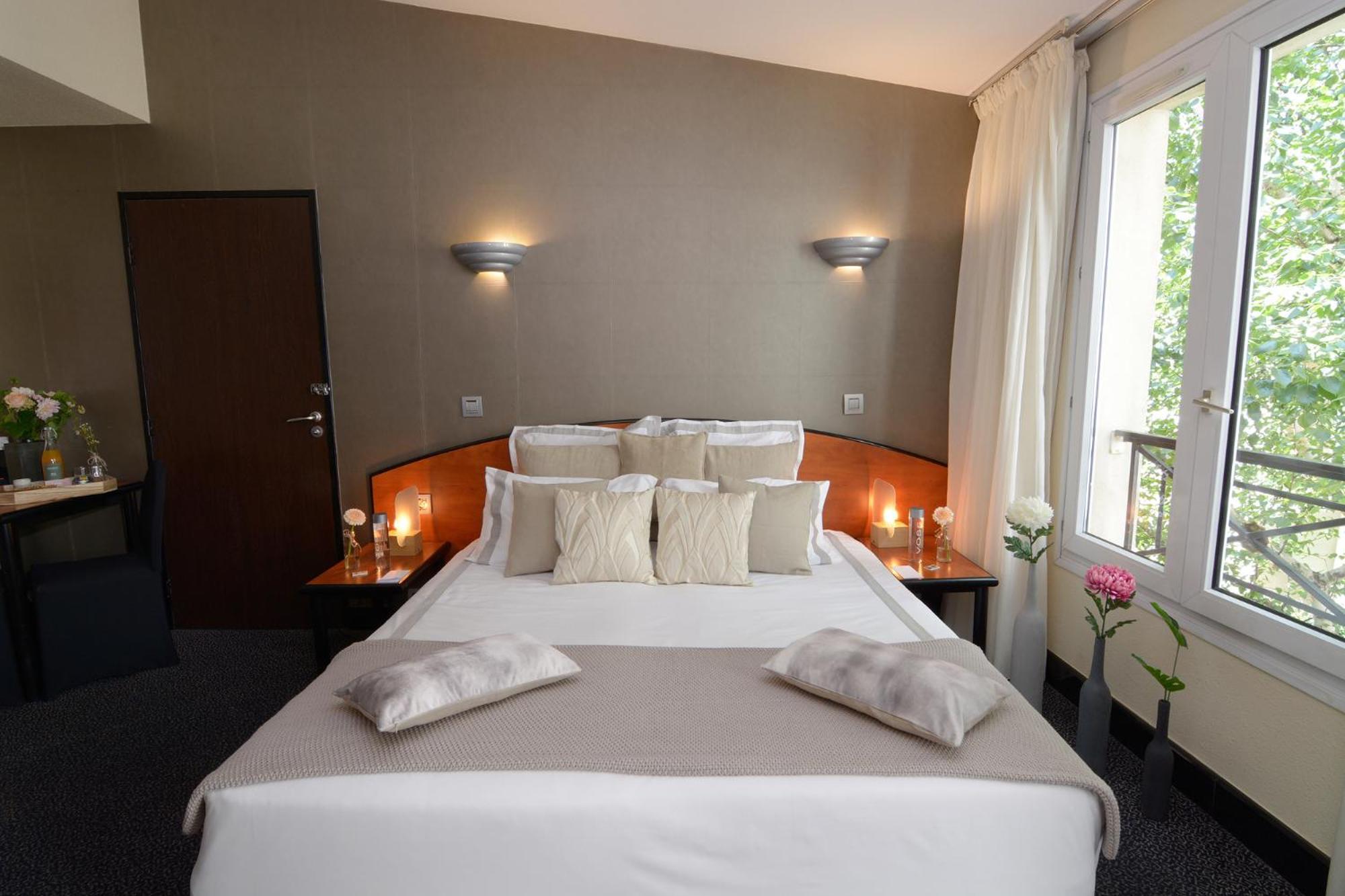Le Patio Bastille 3*