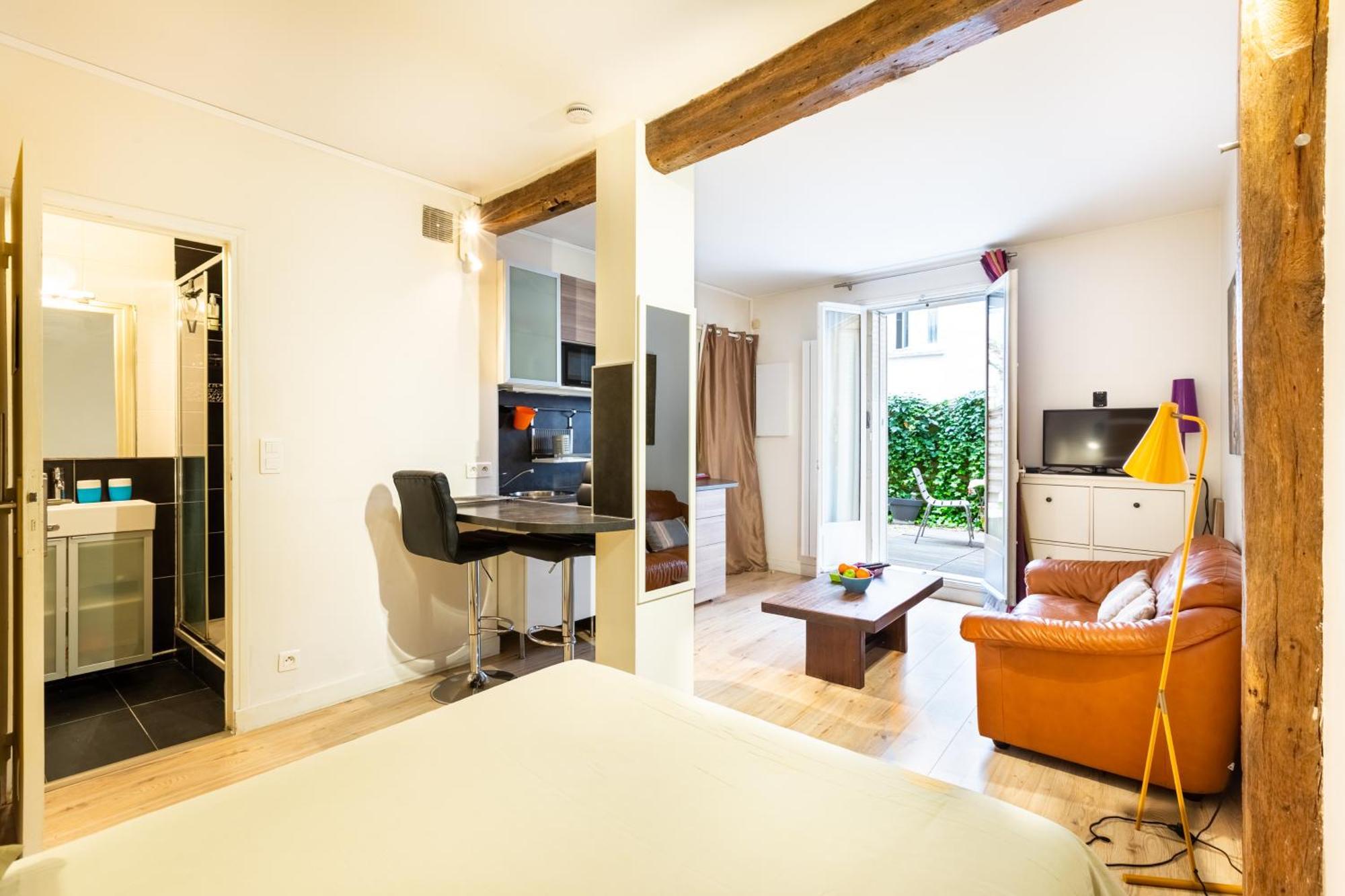 Studio Montonnerre Avec Terrasse Proche Necker Et Montparnasse Apartment Paris